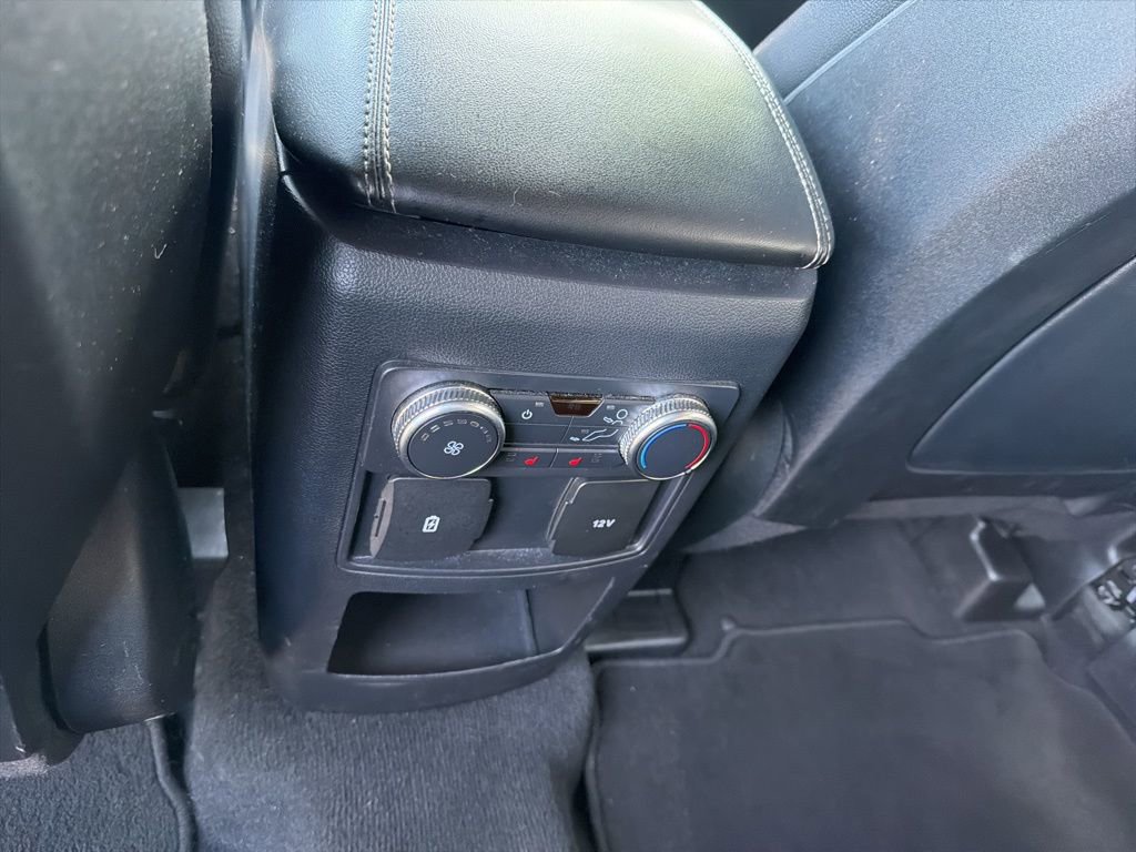 Used 2020 Ford Explorer XLT w/ Equipment Group 202A image 23