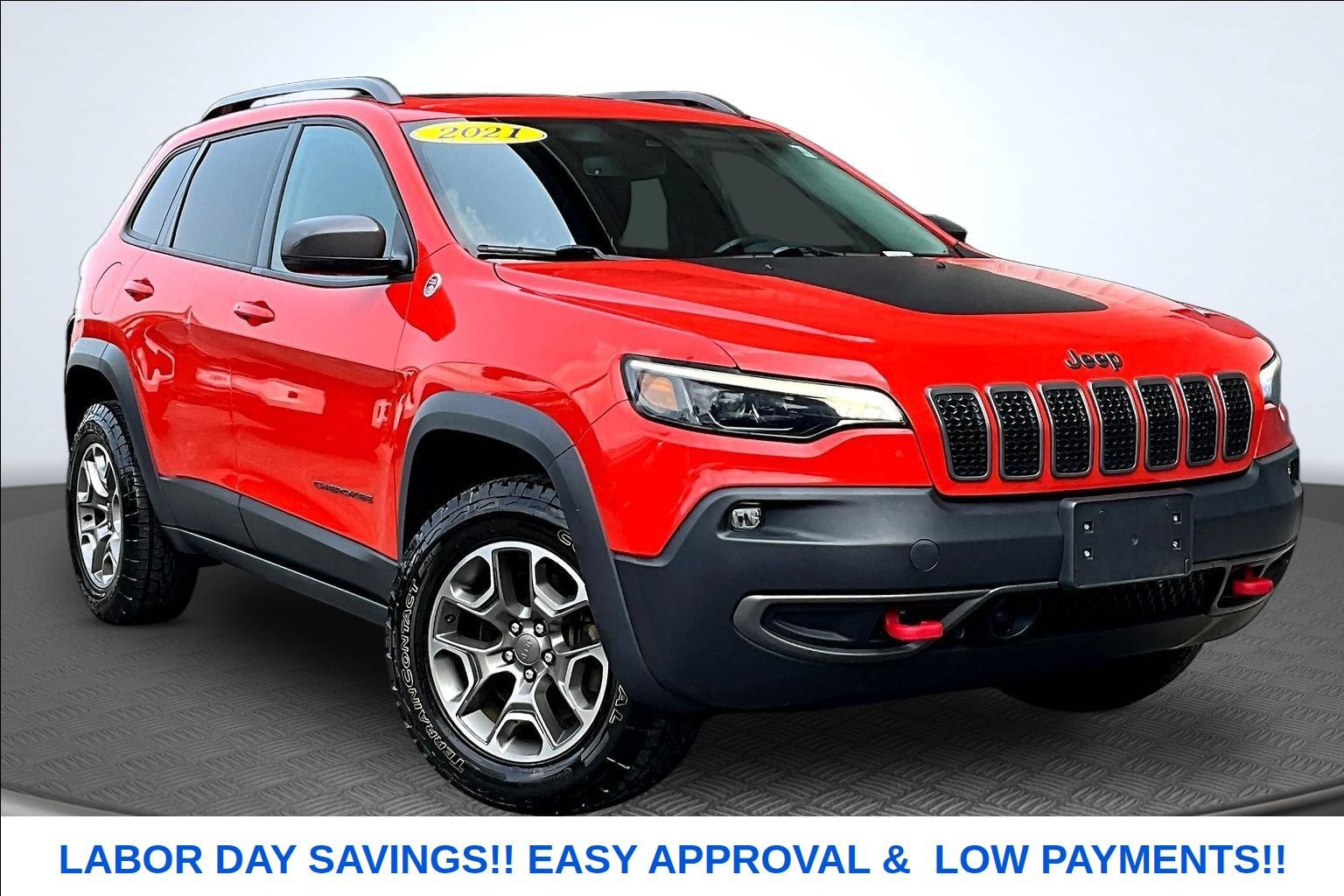 Used 2021 Jeep Cherokee Trailhawk w/ Sun, Sound & Nav Group AWD/4WD image 2