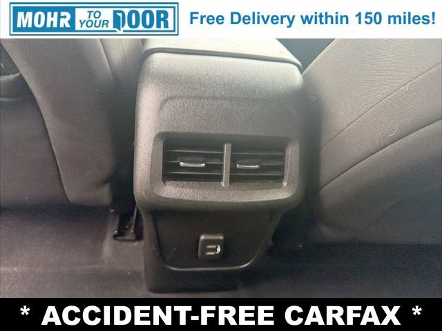 Used 2020 Chevrolet Equinox LS image 32