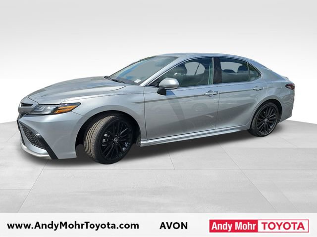 Used 2024 Toyota Camry XSE FWD image 4