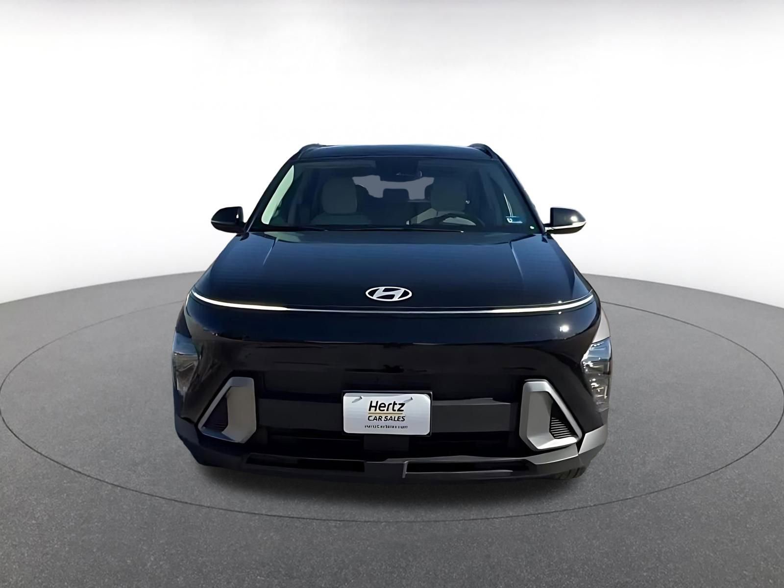 Used 2025 Hyundai Kona SEL image 3