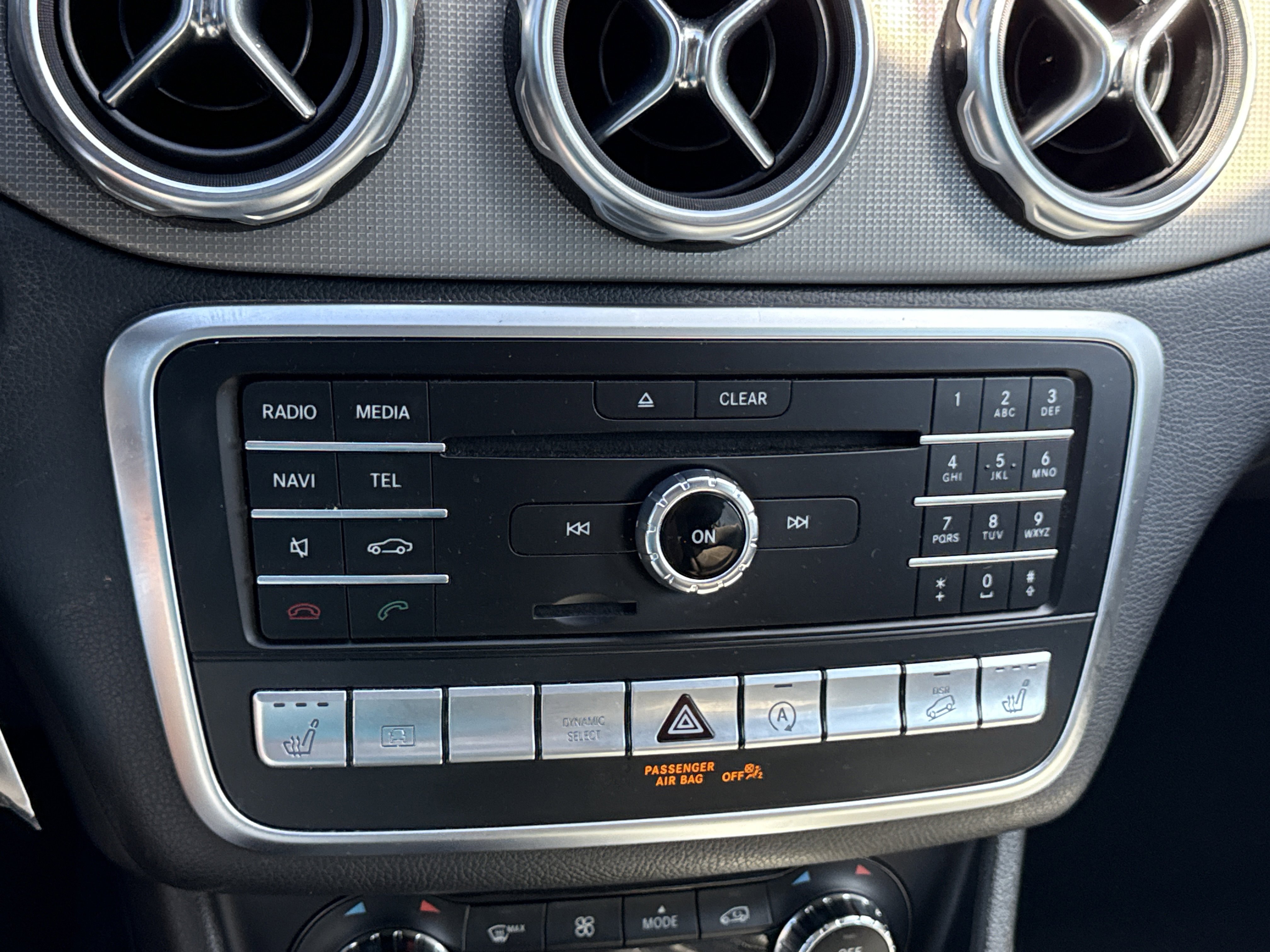 Used 2019 Mercedes-Benz GLA 250 4MATIC image 19