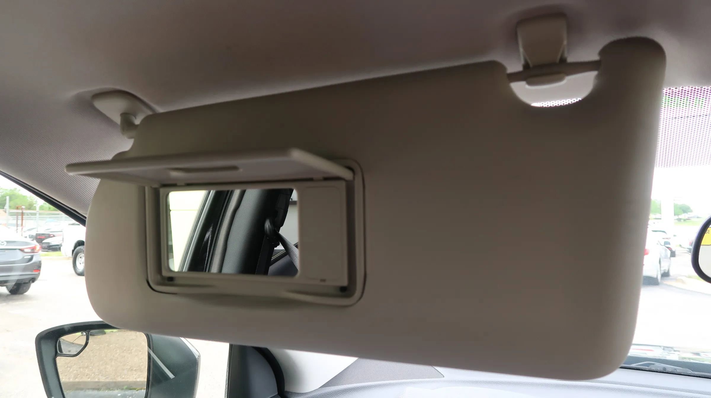 Used 2019 Mitsubishi Eclipse Cross ES image 39