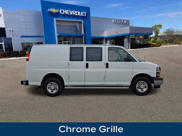 Used 2020 Chevrolet Express 2500 w/ Driver Convenience Package image 10