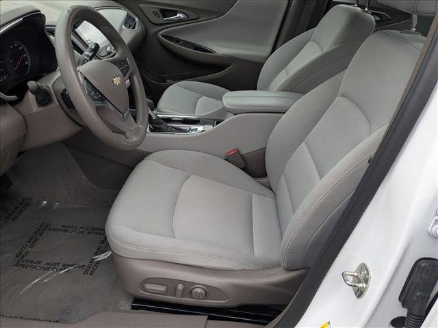 Used 2024 Chevrolet Malibu LT image 14