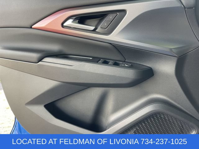 Certified 2024 Chevrolet Equinox EV RS FWD image 21