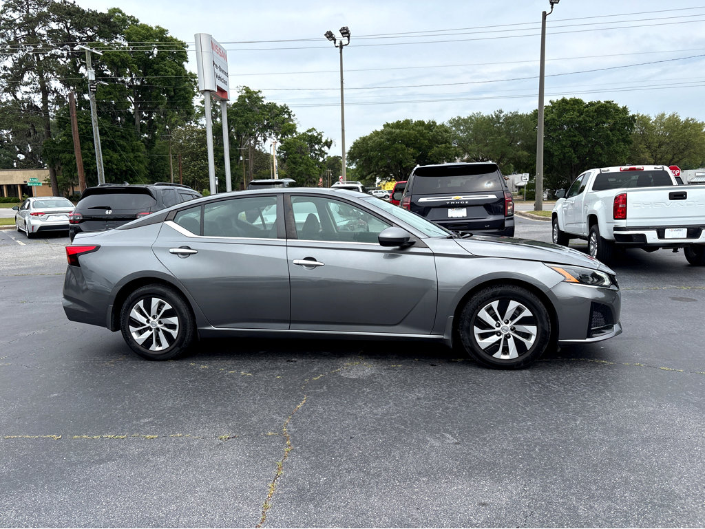 Used 2023 Nissan Altima 2.5 S FWD image 26