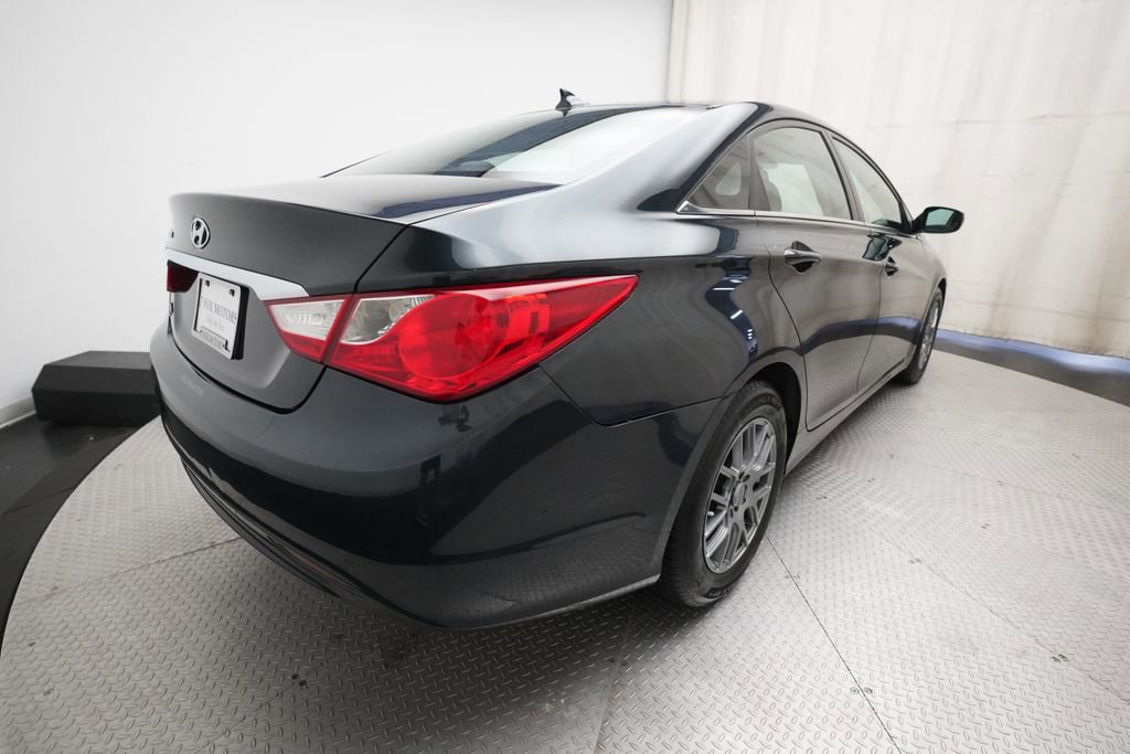 Used 2012 Hyundai Sonata GLS w/ Popular Equipment Pkg FWD image 13