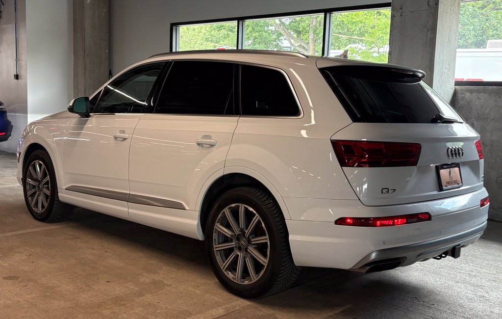 Used 2018 Audi Q7 3.0T Premium Plus AWD/4WD image 3