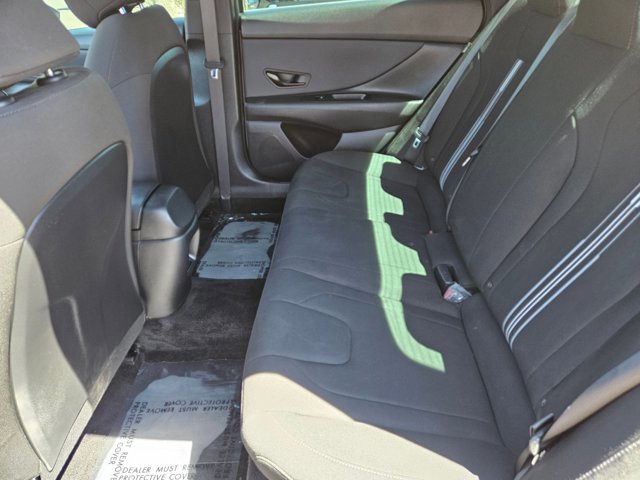 Used 2025 Hyundai Elantra Sport image 22