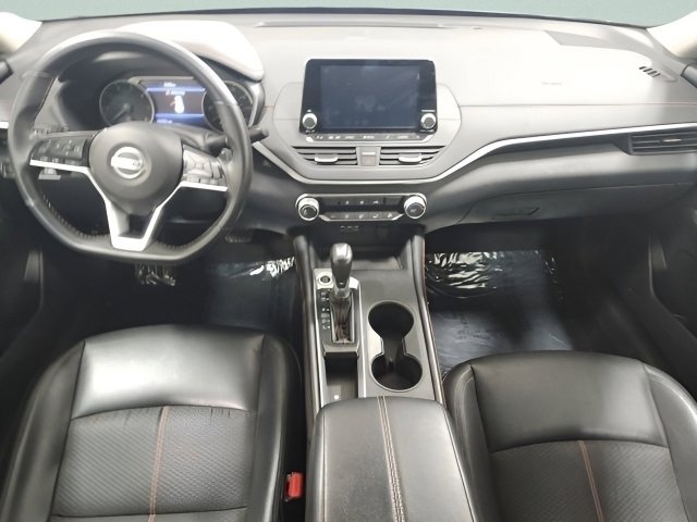 Used 2019 Nissan Altima 2.5 SR image 2