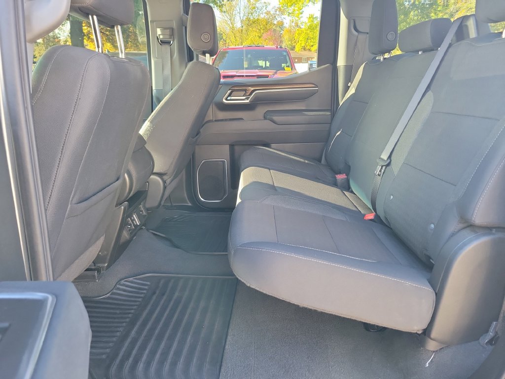 Used 2026 Chevrolet Silverado 1500 LT AWD/4WD image 18