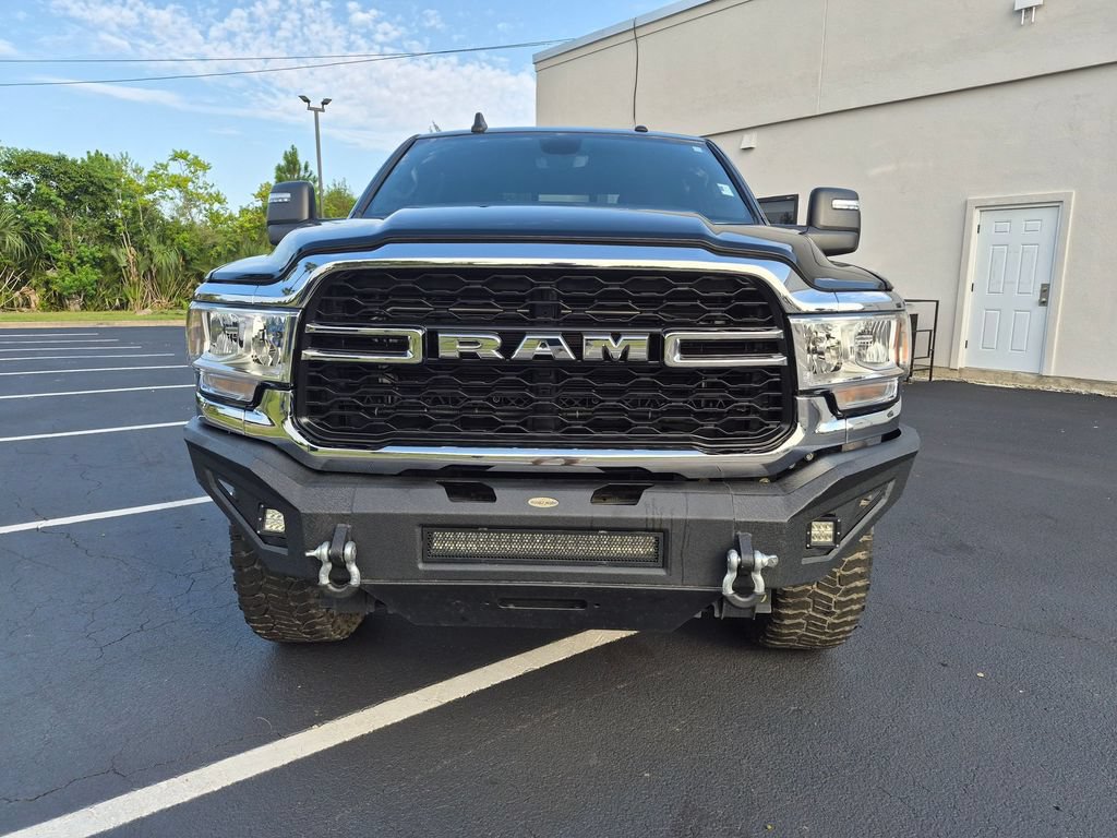 Used 2024 RAM 2500 Tradesman w/ Chrome Appearance Group AWD/4WD image 2