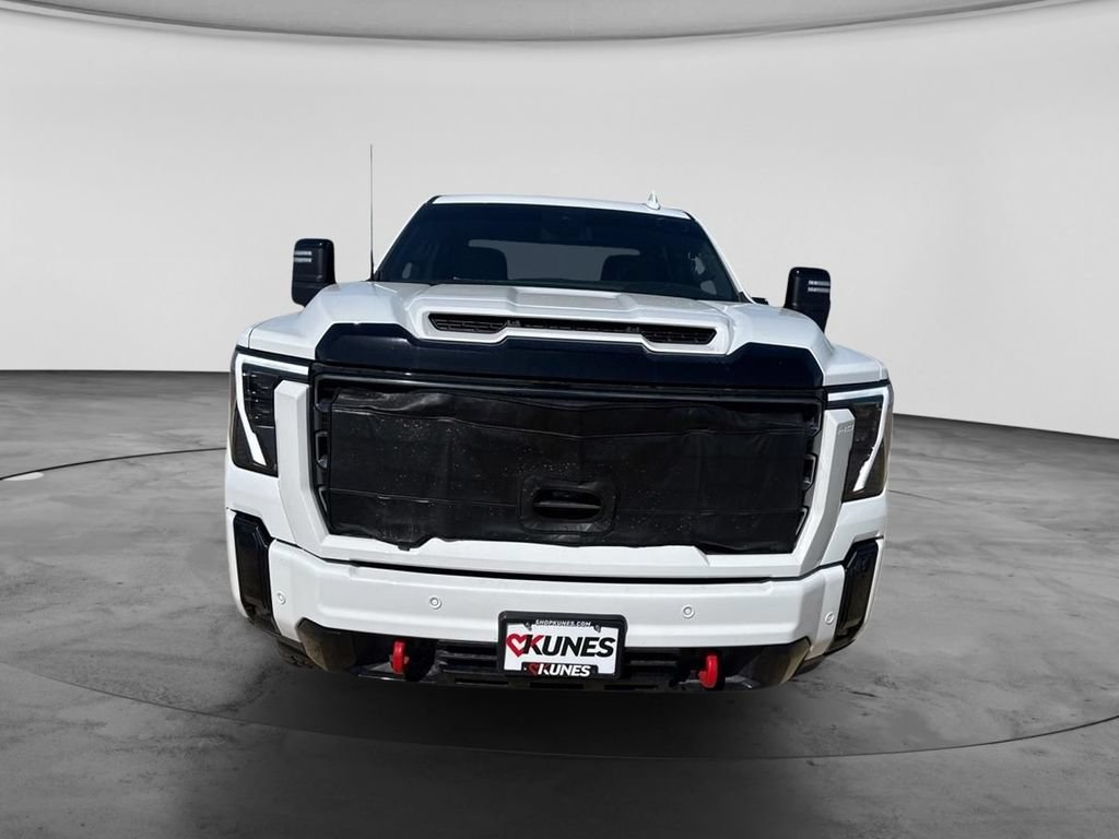 Used 2025 GMC Sierra 2500 AT4 AWD/4WD image 8