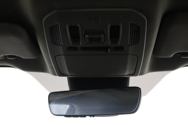 Used 2022 Toyota Highlander XLE FWD image 29