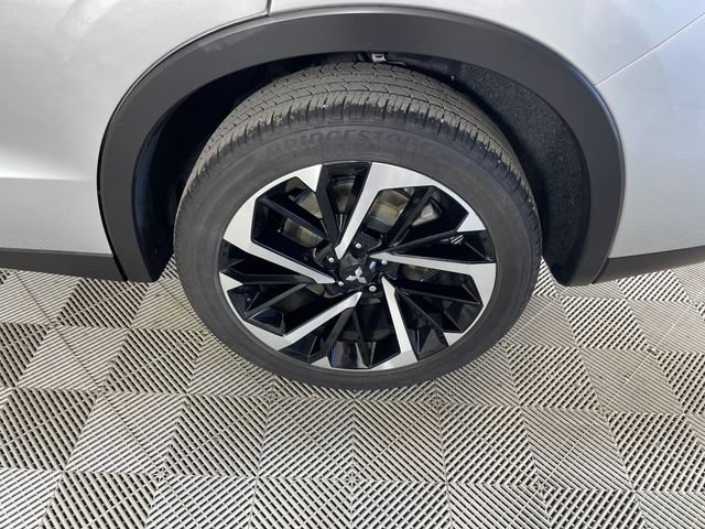Used 2023 Mitsubishi Outlander SE AWD/4WD image 22