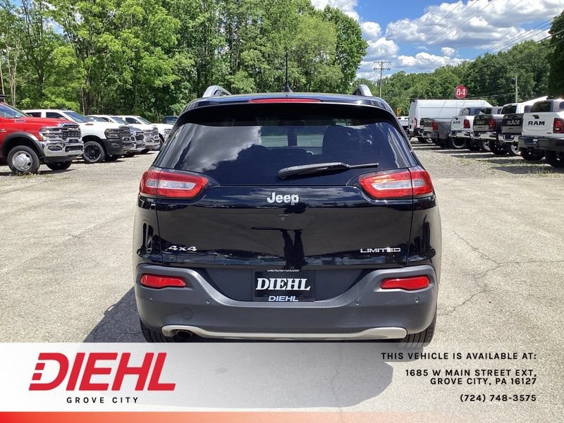 Used 2017 Jeep Cherokee Limited AWD/4WD image 6