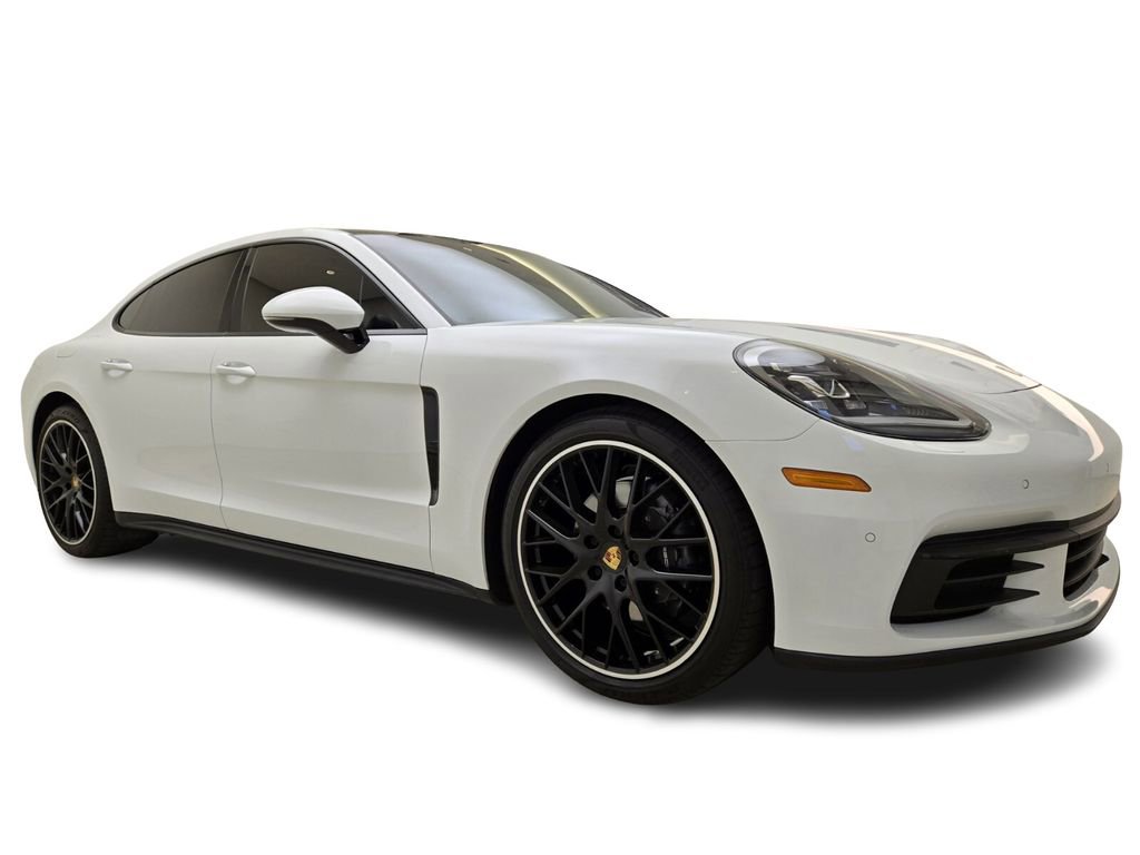 Used 2020 Porsche Panamera 4 image 3