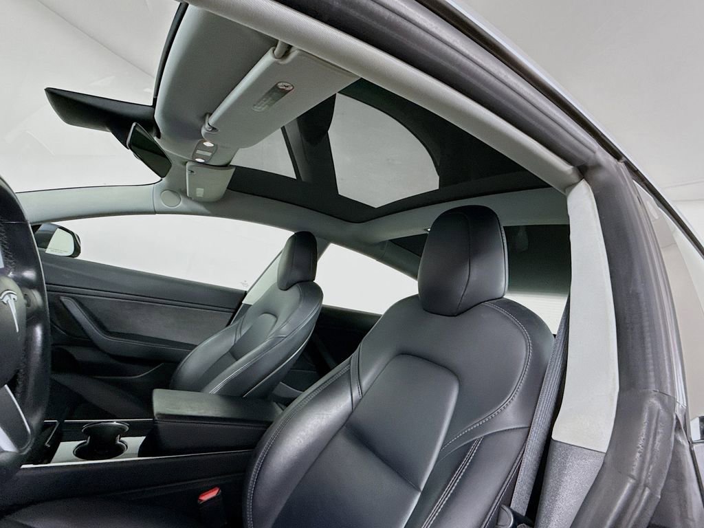 Used 2018 Tesla Model 3 Long Range image 23