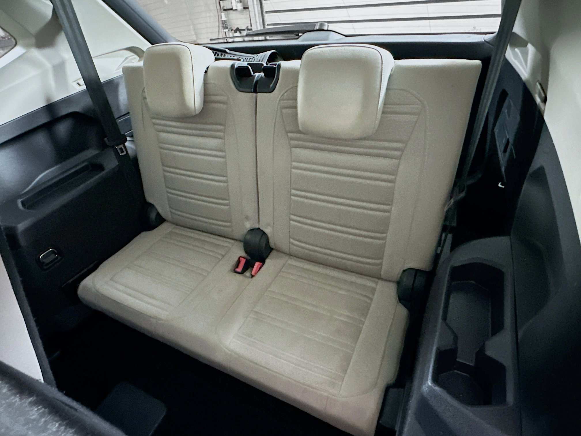 Used 2024 Volkswagen Tiguan S image 27