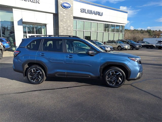 Used 2025 Subaru Forester Limited image 2