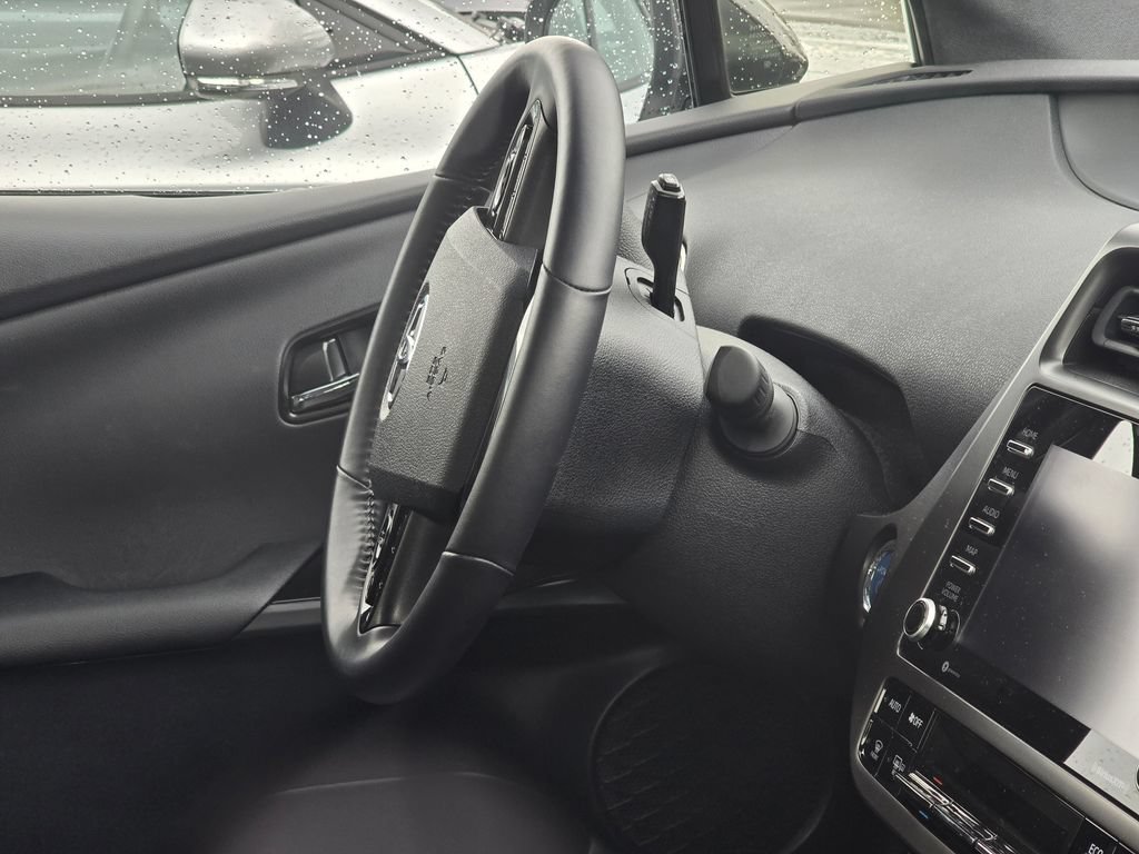 Used 2021 Toyota Prius FWD image 15