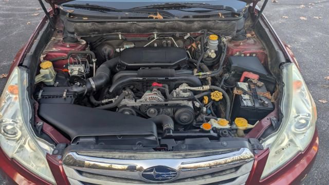 Used 2011 Subaru Outback 2.5i Premium w/ All-Weather Pkg image 41