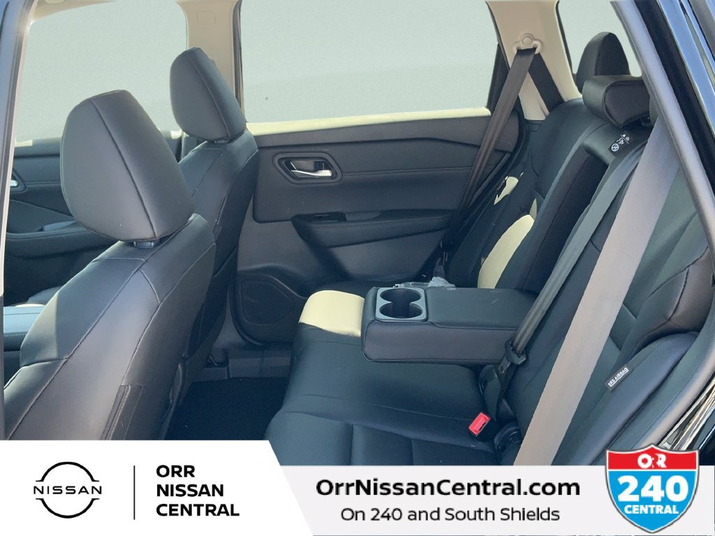 New 2026 Nissan Rogue Dark Armor AWD/4WD image 13