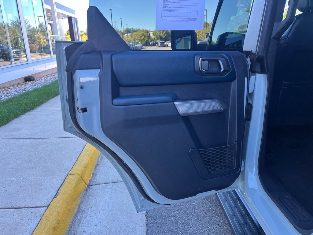 Certified 2023 Ford Bronco Outer Banks AWD/4WD image 18