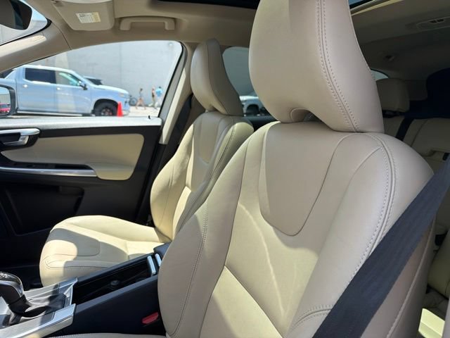 Used 2016 Volvo XC60 T6 Platinum AWD/4WD image 14