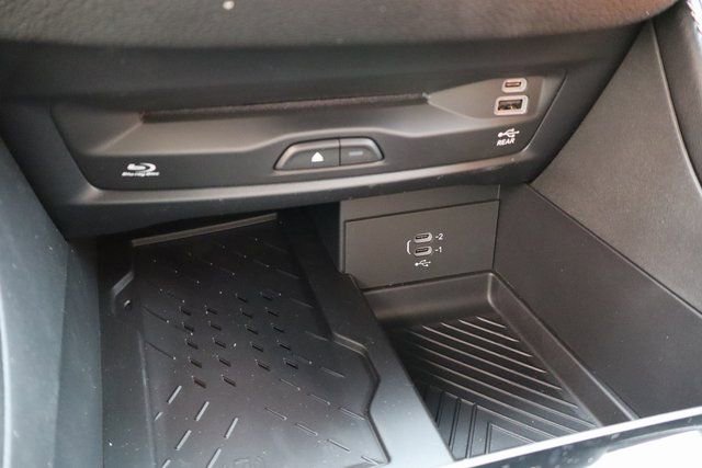 New 2026 Chrysler Pacifica Pinnacle AWD/4WD image 26