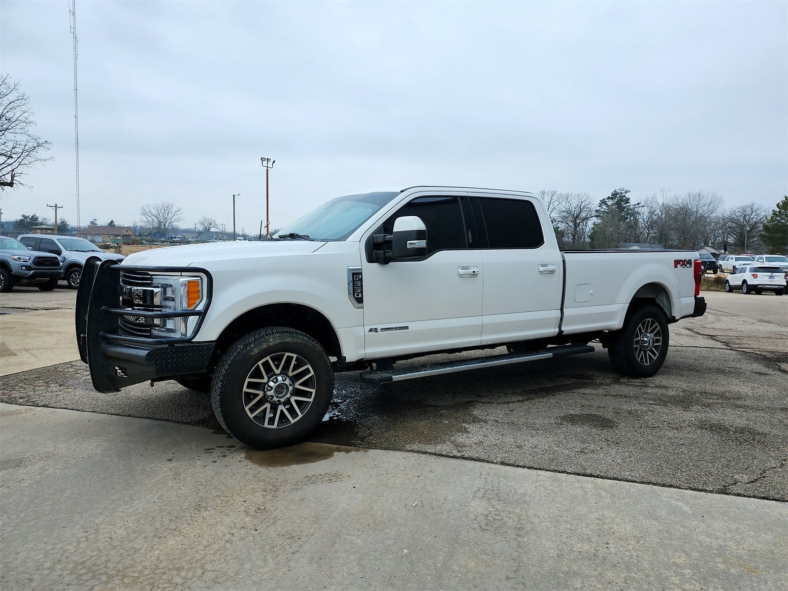 Used 2018 Ford F350 Lariat w/ Lariat Ultimate Package image 3
