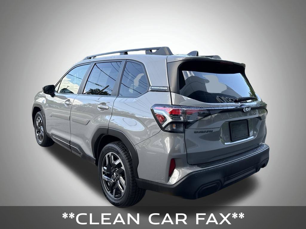 Used 2025 Subaru Forester Limited AWD/4WD image 3