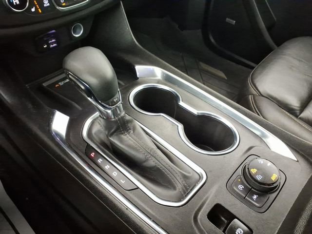 Used 2023 Chevrolet Traverse LT image 23