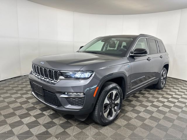 Used 2023 Jeep Grand Cherokee 4WD 4xe image 7