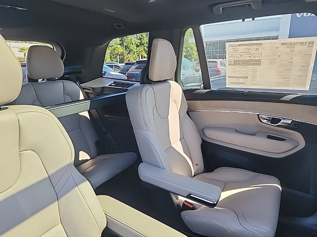 New 2026 Volvo XC90 T8 Ultra w/ Protection Package AWD/4WD image 18