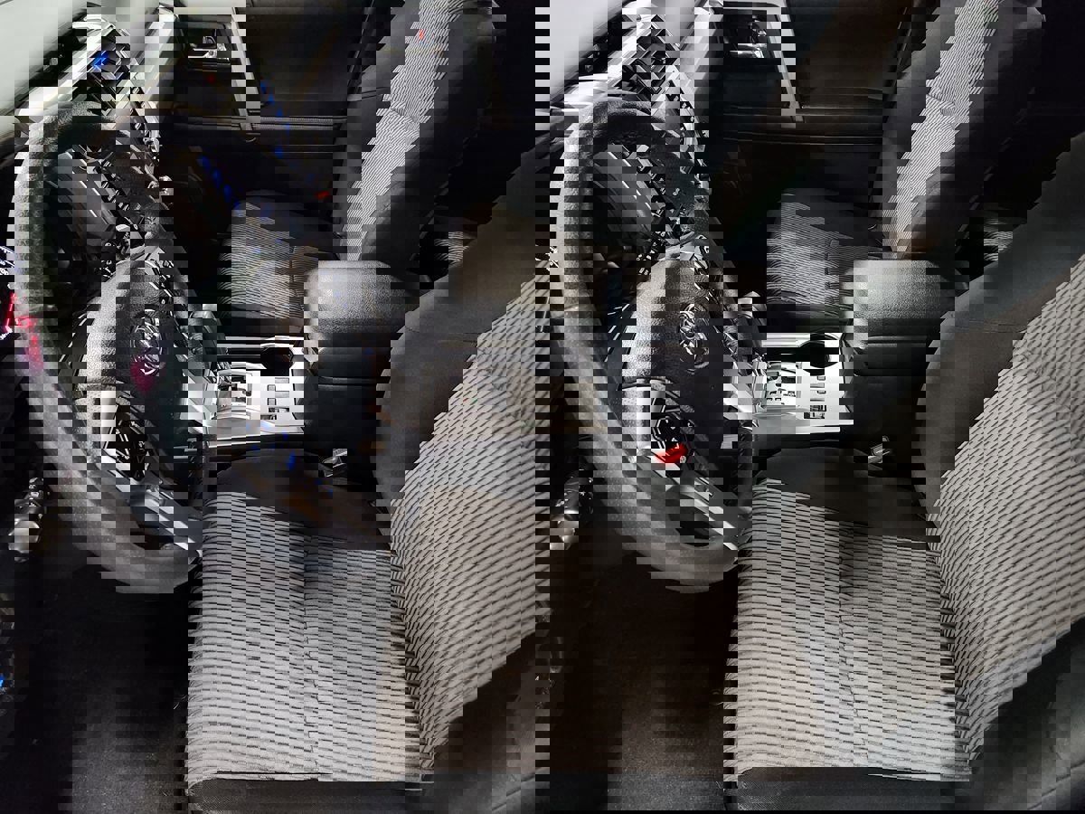 Used 2022 Toyota 4Runner SR5 image 31