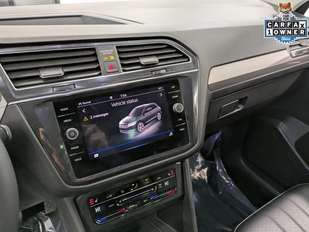 Used 2022 Volkswagen Tiguan SE w/ Panoramic Sunroof Package AWD/4WD image 13