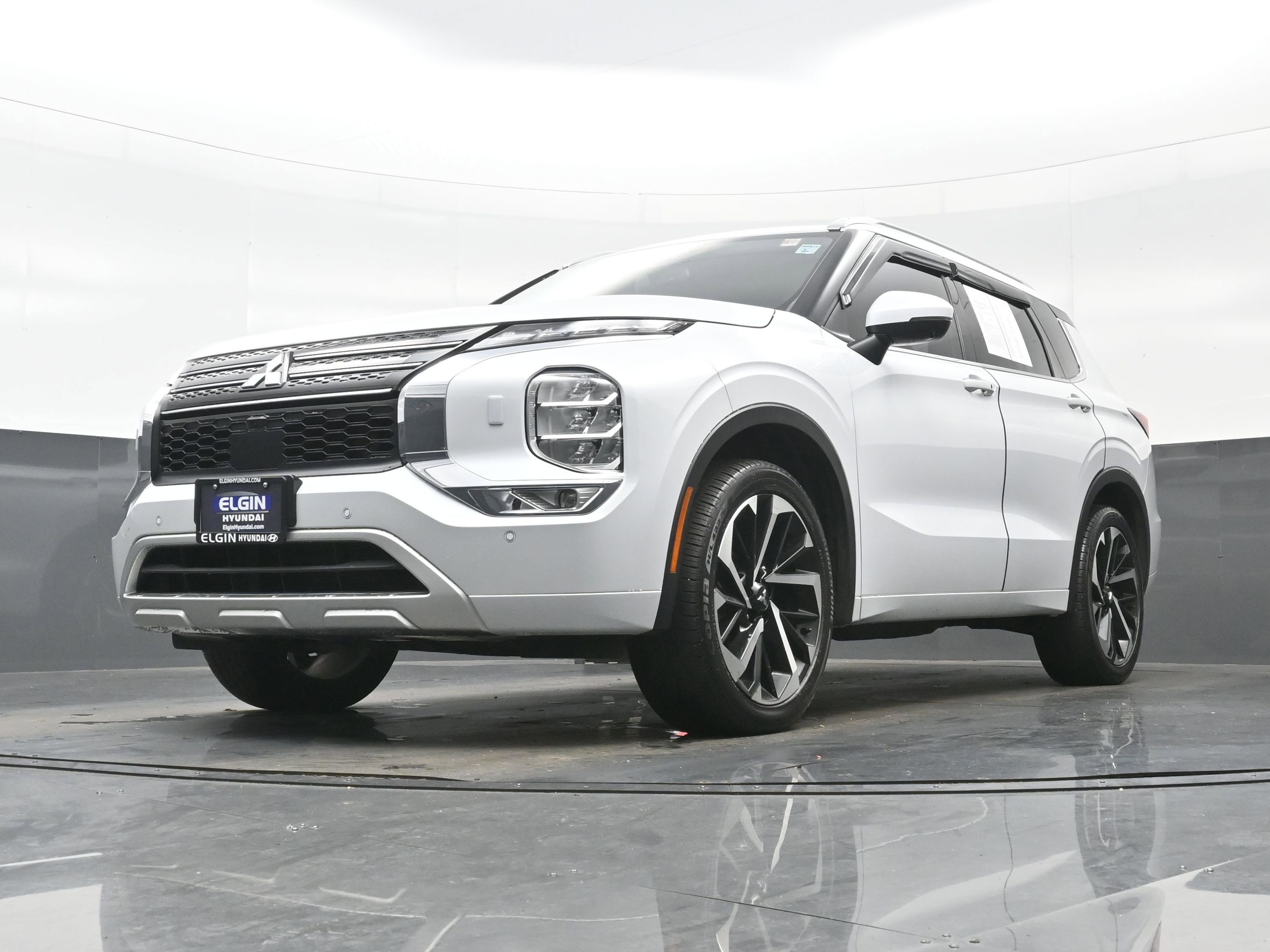 Used 2023 Mitsubishi Outlander SEL Black Edition image 29