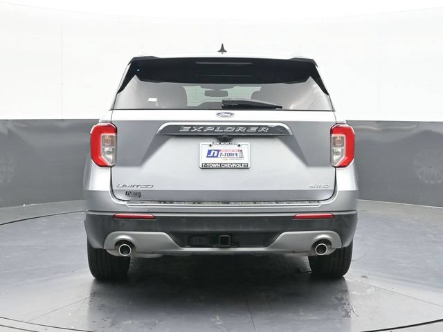 Used 2022 Ford Explorer Limited w/ Equipment Group 301A AWD/4WD image 11