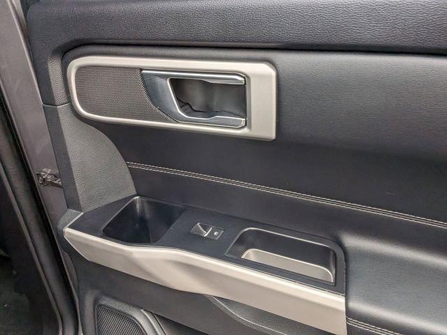 Used 2022 Ford Explorer XLT w/ Equipment Group 202A image 34