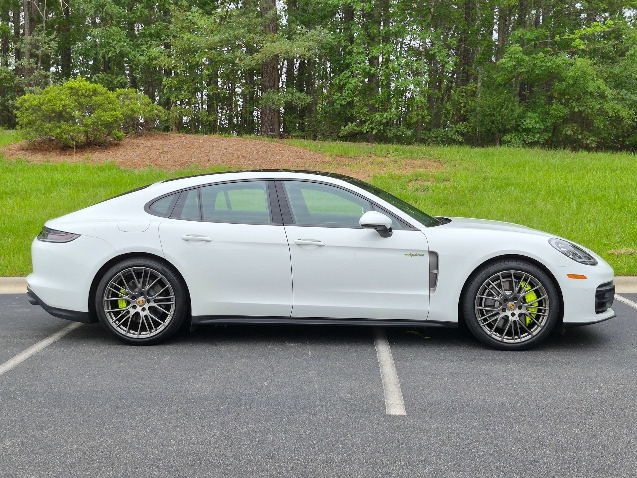 Certified 2023 Porsche Panamera 4 Platinum Edition w/ Assistance Package AWD/4WD image 31