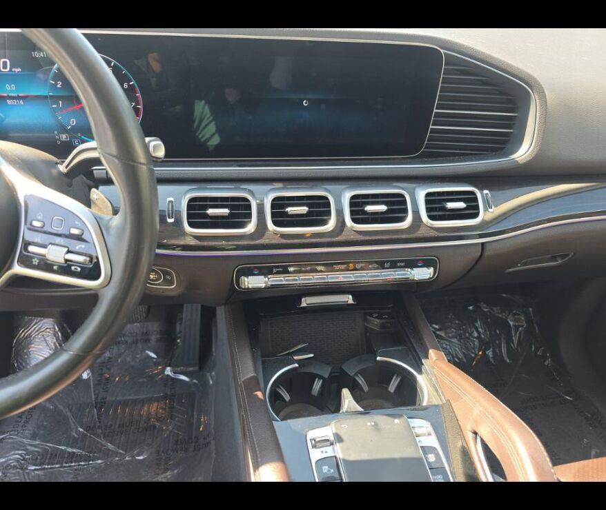 Used 2020 Mercedes-Benz GLE 350 4MATIC w/ Premium Package image 6