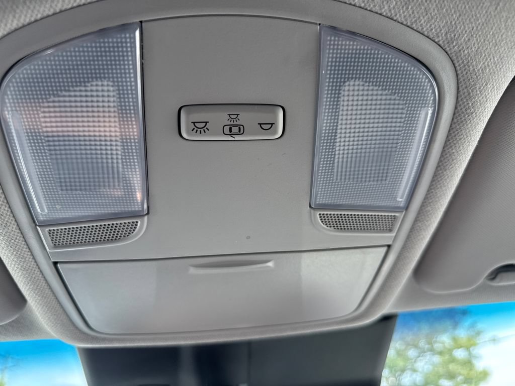Used 2023 Hyundai Kona SEL AWD/4WD image 34