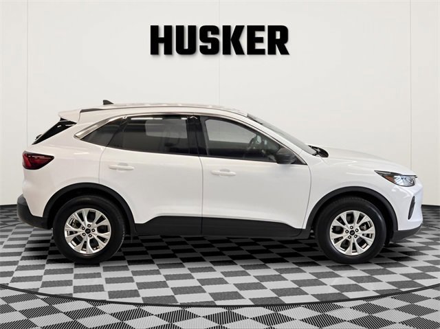 Used 2023 Ford Escape Active image 2