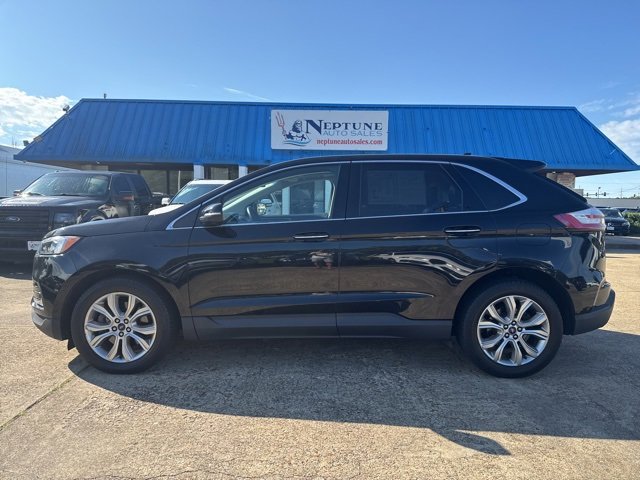 Used 2019 Ford Edge Titanium w/ Equipment Group 301A image 8