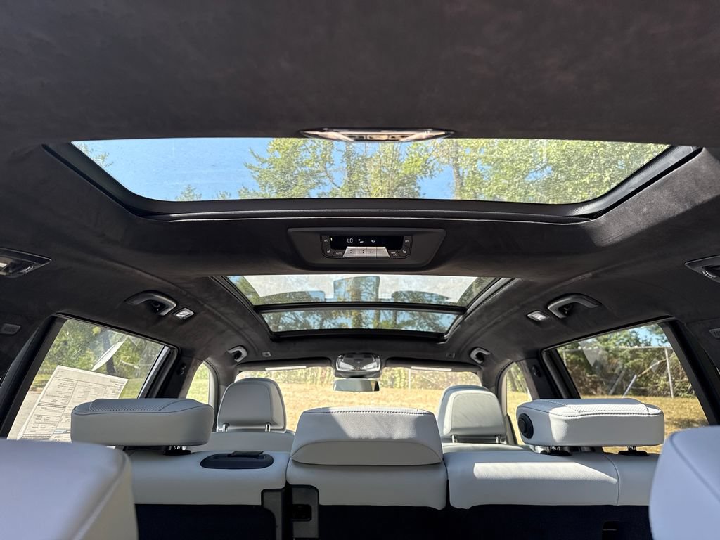 New 2027 BMW X7 xDrive40i w/ M Sport Package AWD/4WD image 25