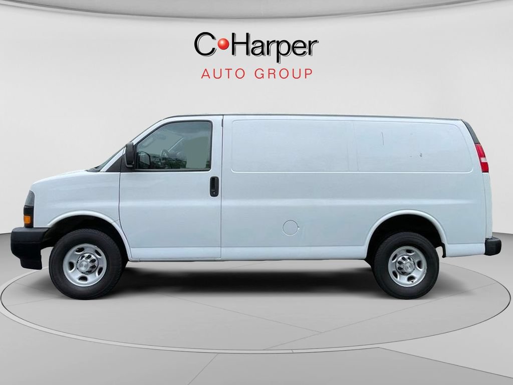 Used 2021 Chevrolet Express 3500 w/ Driver Convenience Package RWD image 6