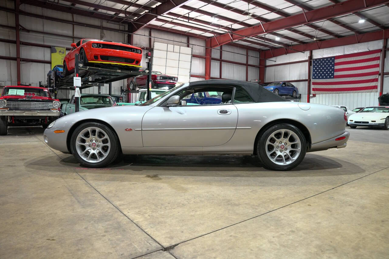 Used 2001 Jaguar XK8 Convertible RWD image 21