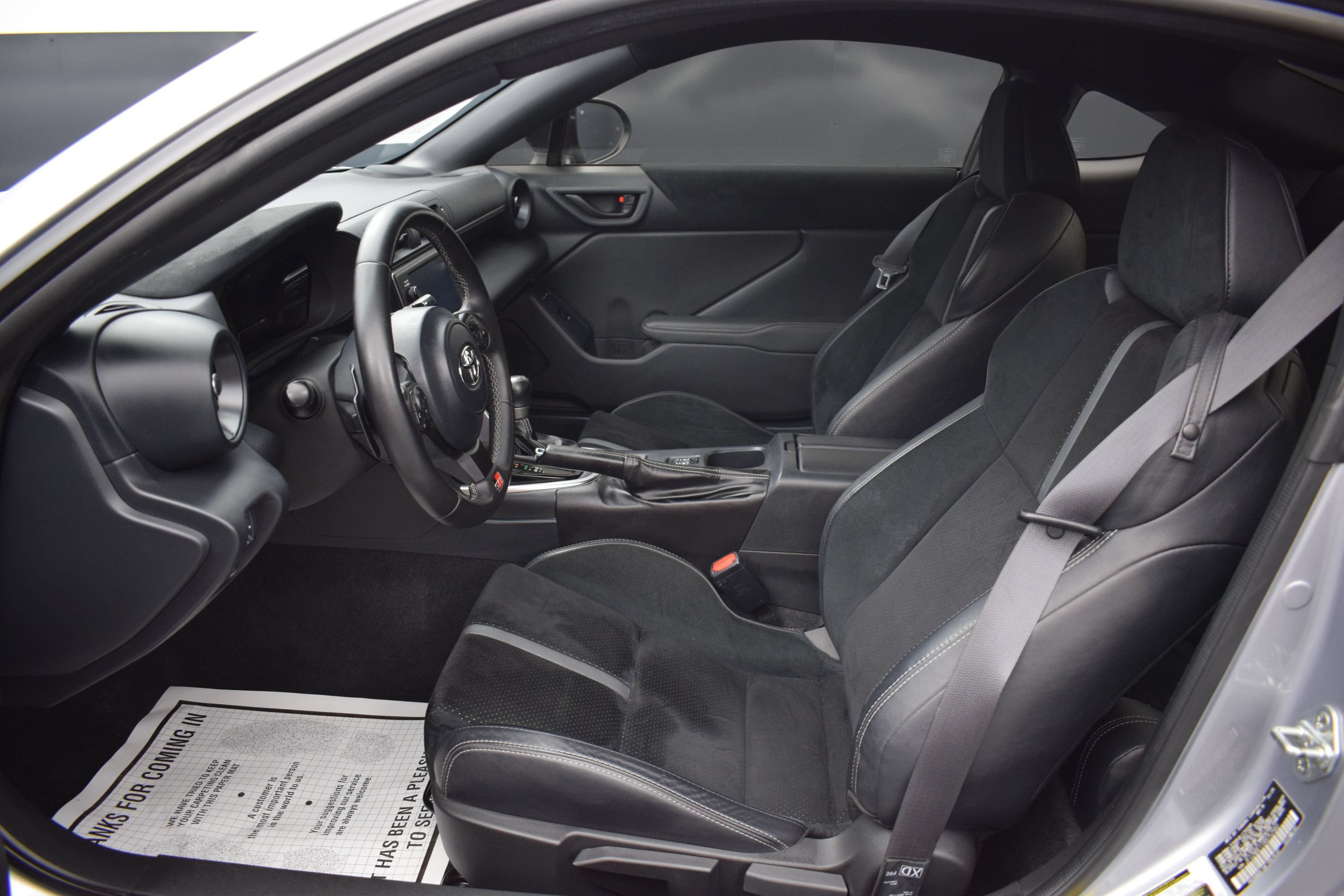 Used 2024 Toyota GR86 Premium RWD image 13